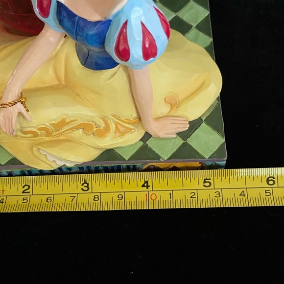 Jim Shore Showcase Disney Traditions Figure SNOW WHITE “A Tempting Offer” Apple - Picture 15 of 16